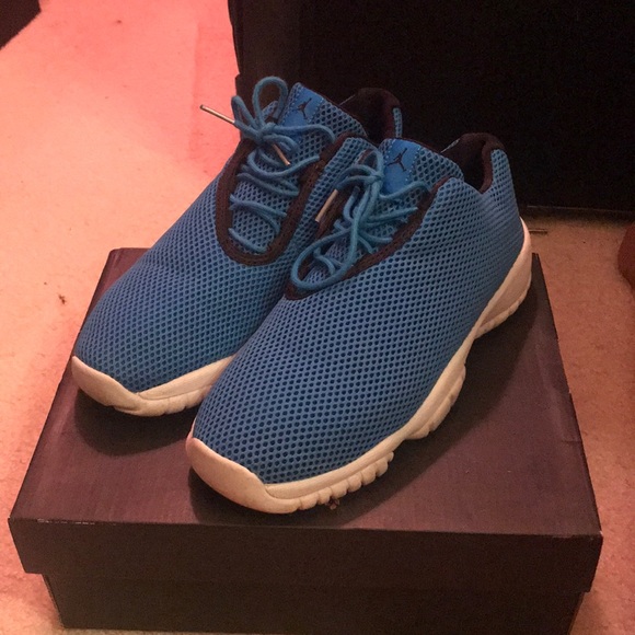 Air Jordan Future Low BG - Picture 2 of 5